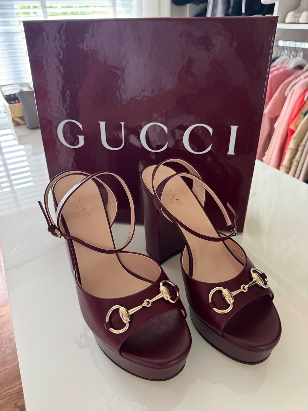Gucci Burgundy Leather Platform Slingback Heels with Gold Horsebit - Picture 4 of 5
